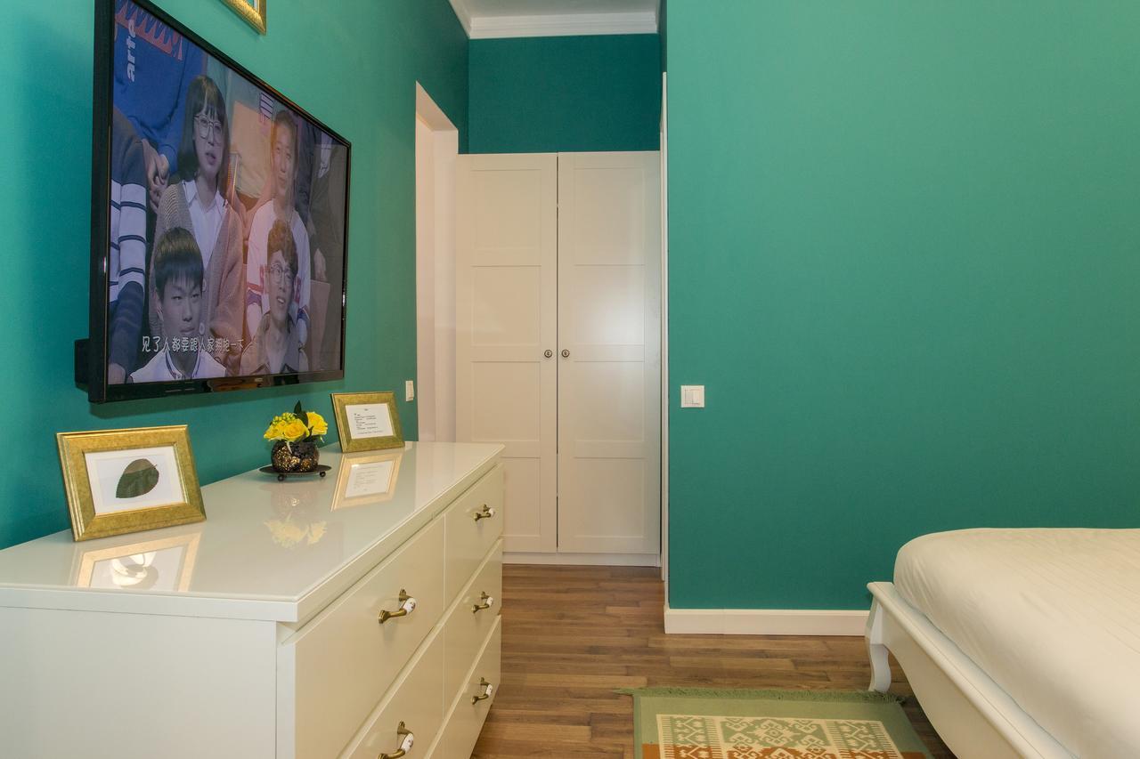 Premium Studio By Mrg Apartments Bukarest Exteriör bild