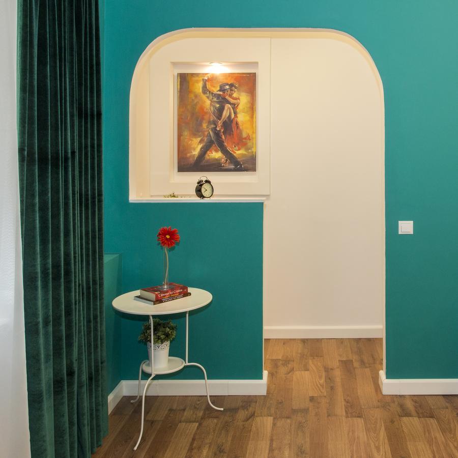 Premium Studio By Mrg Apartments Bukarest Exteriör bild